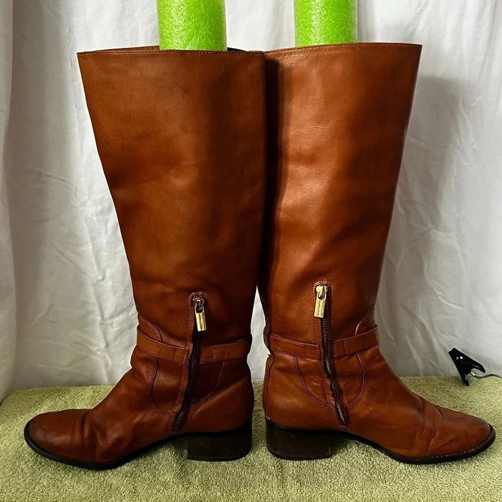 Michael Kors Hamilton Boot Riding 7M Leather Brown Tall Stacked Heel Charm Zip